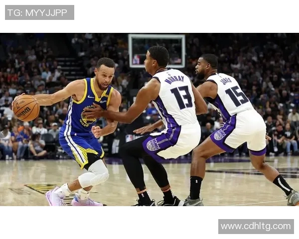 NBA图文直播回顾:赛内外精彩瞬间与深度分析 NBA图文直播回顾:赛内外精彩瞬间与深度分析